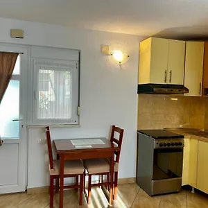 Dinka Apartament Trogir