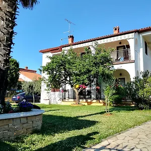 Apartman Nina